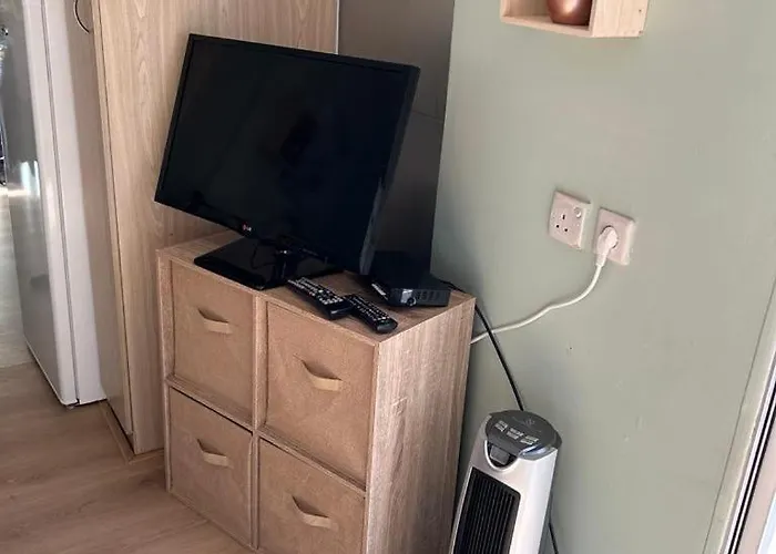 Chez Dom&oli Gina Park *