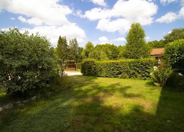 Chez Dom & Oli Gina Park *